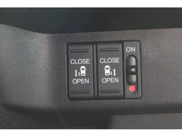 ステップワゴンスパーダ スパーダホンダセンシング ワンオーナー ホンダ純正10インチプレミアムインターナビ リアカメラ 11.6インチリア席モニター ETC2.0車載器 前後ドライブレコーダー Bluetoothオーディオ わくわくゲート サポカー(16枚目)