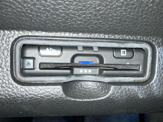 N-ONE オリジナル ナビ Bluetoothオーディオ リアカメラ LEDヘッドライト ETC パーキングセンサー 衝突被害軽減ブレーキ 4エアバッグ スマートキー ワンオーナー 追突被害軽減ブレーキ ベンチシート(4枚目)