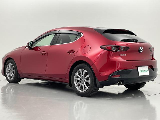 ＭＡＺＤＡ３ファストバック ＸＤプロアクティブ　ツーリングセレクション　純正ナビ（ＣＤ・ＤＶＤ・フルセグ・ＢＴ・ＵＳＢ・ＨＤＭＩ）全周囲カメラ　ドライブレコーダー　ビルトインＥＴＣ　レーダークルーズコントロール　プロパイロット　シートヒーター　スマートキ　プッシュスタート（3枚目）