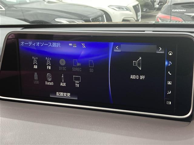 ＲＸ ＲＸ２００ｔ　バージョンＬ　純正ナビ　ＡＭ　ＦＭ　ＣＤ　ＤＶＤ　ＳＤ　ＵＳＢ　ＢＴ　ＡＵＸ　ＴＶ　サンルーフ　パワーシート　シートメモリ　シートヒーター　エアシート　ステアリングヒーター　電動リアゲート　ＢＳＭ　ルーフレール（6枚目）