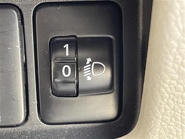 デイズルークス Ｘ　純正ナビ　ラジオ　ＴＶ　ＣＤ　ＤＶＤ　ＳＤ　ＢＴ　ウォークマン　ｉＰｏｄ　アイドリングストップ　両側パワスラ　ＥＴＣ　全方位カメラ　ヘッドライトレベライザー　オートエアコン　スマートキー　電格ミラー（9枚目）