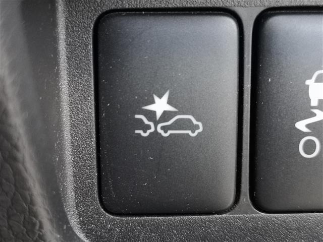 デイズルークス ハイウェイスター Xターボ 純正ナビ TV ラジオ BT SD DISC AUX フリップダウンモニター 全方位カメラ アイドリングストップ 片側パワスラ オートライト オートハイビーム LEDライト 横滑り防止装置 ターボ車(9枚目)