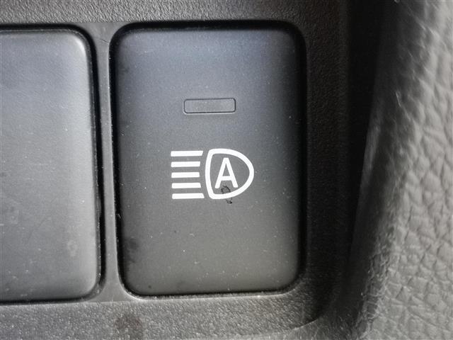 デイズルークス ハイウェイスター Xターボ 純正ナビ TV ラジオ BT SD DISC AUX フリップダウンモニター 全方位カメラ アイドリングストップ 片側パワスラ オートライト オートハイビーム LEDライト 横滑り防止装置 ターボ車(10枚目)