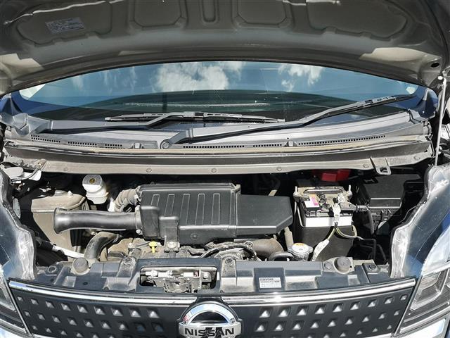 デイズルークス ハイウェイスター Xターボ 純正ナビ TV ラジオ BT SD DISC AUX フリップダウンモニター 全方位カメラ アイドリングストップ 片側パワスラ オートライト オートハイビーム LEDライト 横滑り防止装置 ターボ車(40枚目)