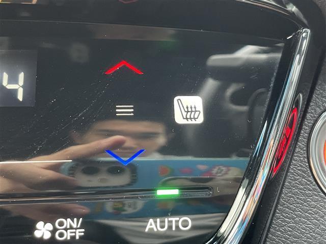 ヴェゼル ＲＳ・ホンダセンシング　純正ＳＤナビ（Ｂｌｕｅｔｏｏｔｈ，ＣＤ，バックカメラ，フルセグＴＶ）　アダプティブクルーズコントロール　ホンダセンシング　横滑り防止装置　衝突被害軽減システム　レーンキープアシスト　ＬＥＤオートライト（7枚目）