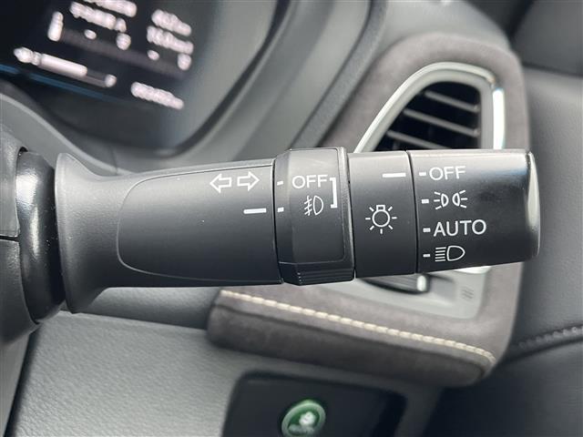 ヴェゼル ＲＳ・ホンダセンシング　純正ＳＤナビ（Ｂｌｕｅｔｏｏｔｈ，ＣＤ，バックカメラ，フルセグＴＶ）　アダプティブクルーズコントロール　ホンダセンシング　横滑り防止装置　衝突被害軽減システム　レーンキープアシスト　ＬＥＤオートライト（28枚目）