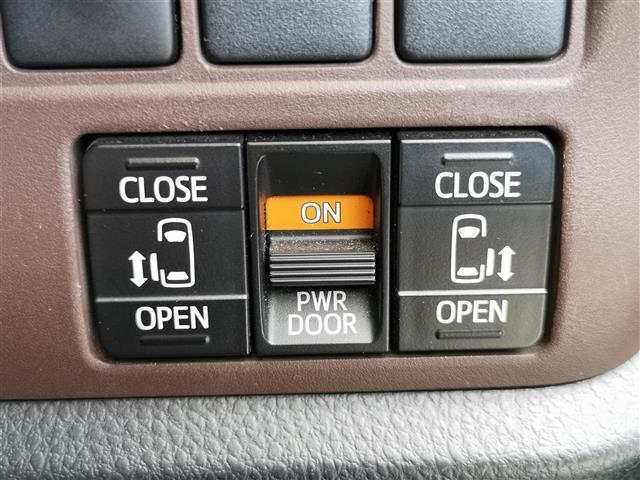 エスクァイア Gi アルパインナビ TV CD DVD SD ラジオ USB BT HDMI アルパイン製フリップダウンモニター クルコン ETC Bカメラ シートヒーター MTモード付AT 両側パワスラ 後席AAC(9枚目)