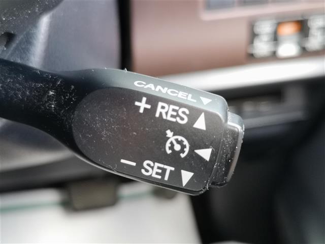 エスクァイア Gi アルパインナビ TV CD DVD SD ラジオ USB BT HDMI アルパイン製フリップダウンモニター クルコン ETC Bカメラ シートヒーター MTモード付AT 両側パワスラ 後席AAC(12枚目)