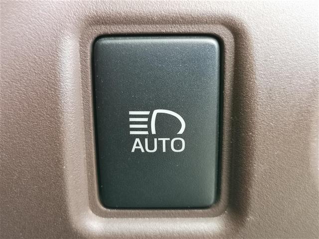 エスクァイア Gi アルパインナビ TV CD DVD SD ラジオ USB BT HDMI アルパイン製フリップダウンモニター クルコン ETC Bカメラ シートヒーター MTモード付AT 両側パワスラ 後席AAC(26枚目)