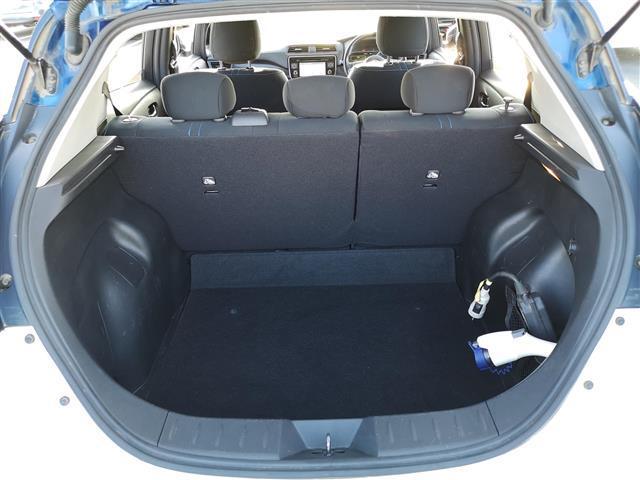 リーフ X 純正ナビ AM FM DISC MusicBox TV SD iPod BT AUX シートヒーター プロパイロット レーダークルコン ETC 全方位カメラ デジタルインナーミラー 前方ドラレコ(16枚目)