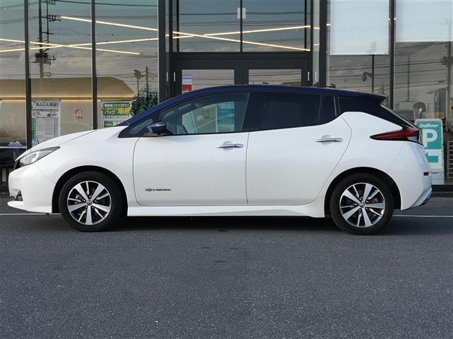 リーフ X 純正ナビ AM FM DISC MusicBox TV SD iPod BT AUX シートヒーター プロパイロット レーダークルコン ETC 全方位カメラ デジタルインナーミラー 前方ドラレコ(19枚目)