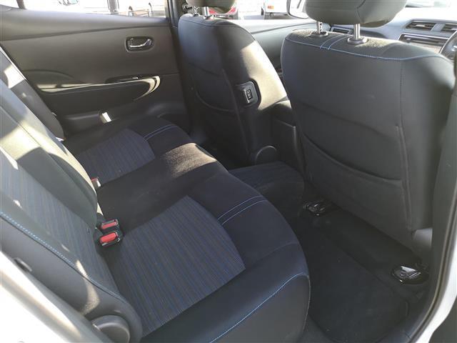 リーフ X 純正ナビ AM FM DISC MusicBox TV SD iPod BT AUX シートヒーター プロパイロット レーダークルコン ETC 全方位カメラ デジタルインナーミラー 前方ドラレコ(31枚目)