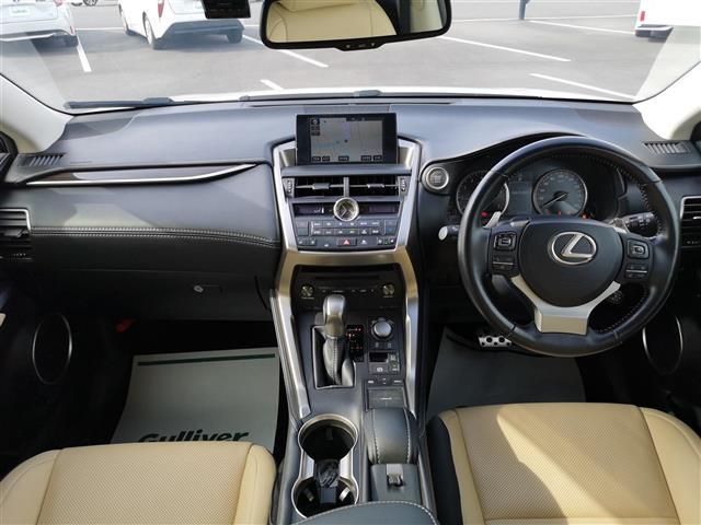 NX NX200t バージョンL 純正ナビ AM FM CD DVD SD USB BT VTR AUX TV サンルーフ シートヒーター エアシート パワーシート シートメモリ ステアリングヒーター 100V電源 電動リア Bカメラ(2枚目)