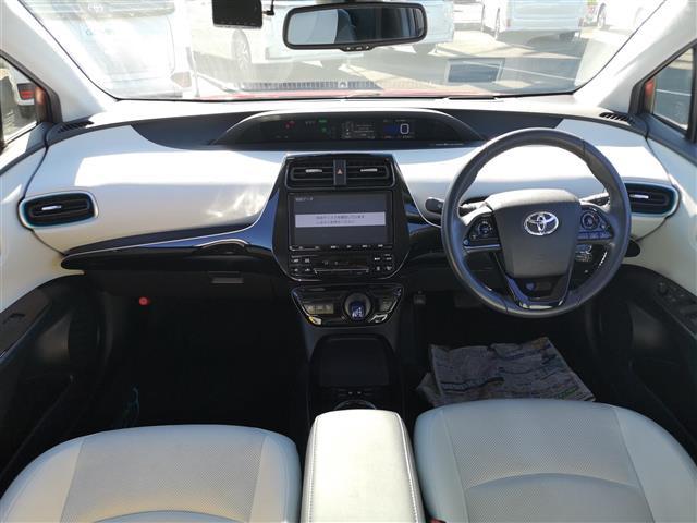 プリウス Aプレミアム 純正ナビ ラジオ DISC TV SD BT パーキングアシスト 100V電源 BSM HUD パワーシート シートヒーター エアシート レーダークルコン ETC Bカメラ 前後ドラレコ ステリモ(2枚目)