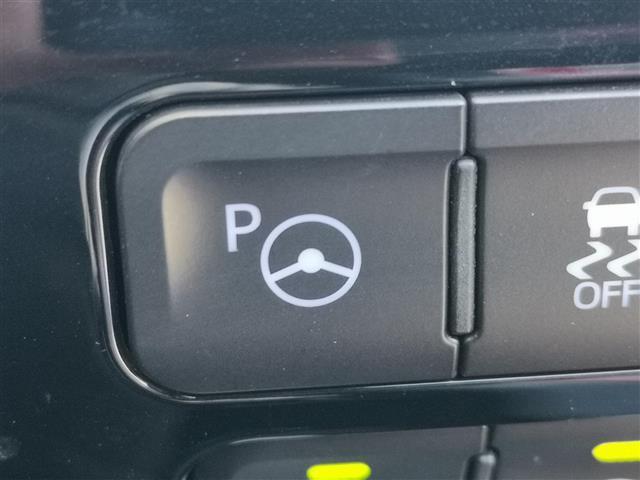 プリウス Aプレミアム 純正ナビ ラジオ DISC TV SD BT パーキングアシスト 100V電源 BSM HUD パワーシート シートヒーター エアシート レーダークルコン ETC Bカメラ 前後ドラレコ ステリモ(9枚目)