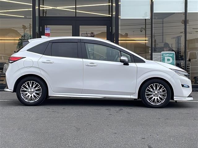 ノート オーテック　純正ＳＤナビ　Ｂｌｕｅｔｏｏｔｈ　フルセグＴＶ　バックカメラ　ＬＥＤオートライト　オートマチックハイビーム　サイドエアバッグ　スマートキー冷房ＡＡＣ　ＵＳＢ入力端子　レザーシート　純正エアロ（34枚目）