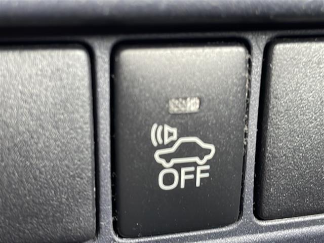 ヴォクシー ハイブリッドＶ　純正ＳＤナビ（Ｂｌｕｅｔｏｏｔｈ，バックカメラ，フルセグＴＶ）　ＬＥＤオートライト　ＵＳＢ入力端子　スマートキー　ＥＴＣ　冷房ＷＡＣ　純正フロアマット　シートヒーター　両側パワースライドドア（27枚目）