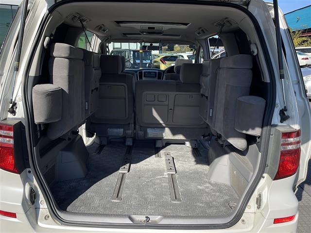 アルファードＧ ＭＳ　リミテッド　社外ＳＤナビ（Ｂｌｕｅｔｏｏｔｈ，バックカメラ，フルセグＴＶ，ＣＤ，ＤＶＤ）　サンルーフ　盗難防止装置　冷房ＷＡＣ　スペアキー　３列シート　純正フロアマット　両側パワースライドドア（16枚目）