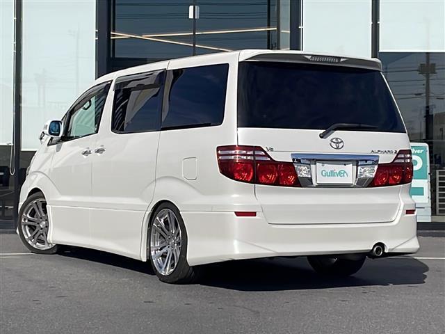 アルファードＧ ＭＳ　リミテッド　社外ＳＤナビ（Ｂｌｕｅｔｏｏｔｈ，バックカメラ，フルセグＴＶ，ＣＤ，ＤＶＤ）　サンルーフ　盗難防止装置　冷房ＷＡＣ　スペアキー　３列シート　純正フロアマット　両側パワースライドドア（19枚目）