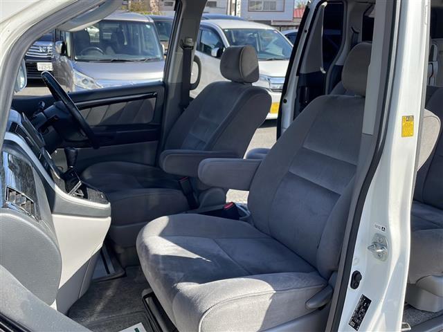 アルファードＧ ＭＳ　リミテッド　社外ＳＤナビ（Ｂｌｕｅｔｏｏｔｈ，バックカメラ，フルセグＴＶ，ＣＤ，ＤＶＤ）　サンルーフ　盗難防止装置　冷房ＷＡＣ　スペアキー　３列シート　純正フロアマット　両側パワースライドドア（31枚目）