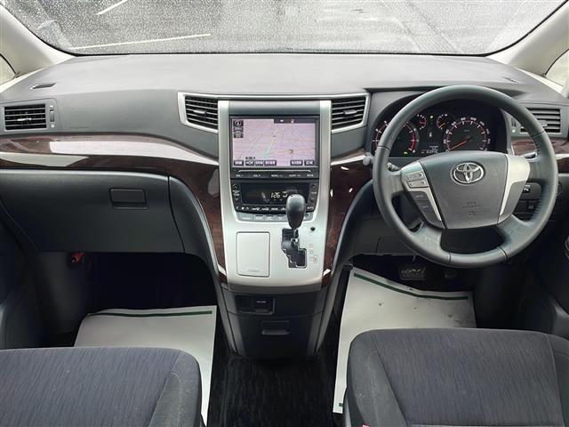 アルファード 240S 純正SDナビ(Bluetooth,バックカメラ,フルセグTV) 後席用モニター 横滑り防止装置 コーナーセンサー HIDオートライト サイドエアバッグ カーテンエアバッグ スマートキー(2枚目)