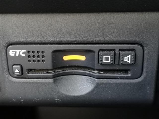 Ｎ－ＢＯＸカスタム Ｇ　ＳＳパッケージ　純正ナビ　ＣＤ　ＤＶＤ　ＡＭ　ＦＭ　ＴＶ　ｉＰｏｄ　ＳＤ　ＵＳＢ　ＢＴ　ＶＴＲ　ＡＵＸ　シートヒーター　両側パワスラ　ＥＴＣ　Ｂカメラ　前方ドラレコ　アイドリングストップ　オートライト　ＬＥＤライト（8枚目）