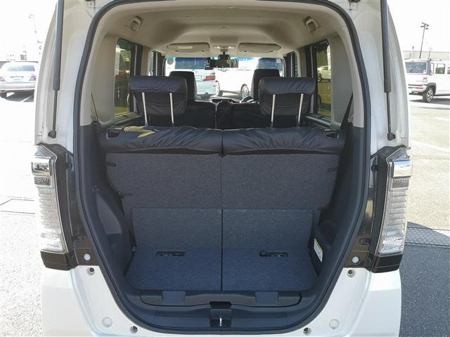 Ｎ－ＢＯＸカスタム Ｇ　ＳＳパッケージ　純正ナビ　ＣＤ　ＤＶＤ　ＡＭ　ＦＭ　ＴＶ　ｉＰｏｄ　ＳＤ　ＵＳＢ　ＢＴ　ＶＴＲ　ＡＵＸ　シートヒーター　両側パワスラ　ＥＴＣ　Ｂカメラ　前方ドラレコ　アイドリングストップ　オートライト　ＬＥＤライト（15枚目）