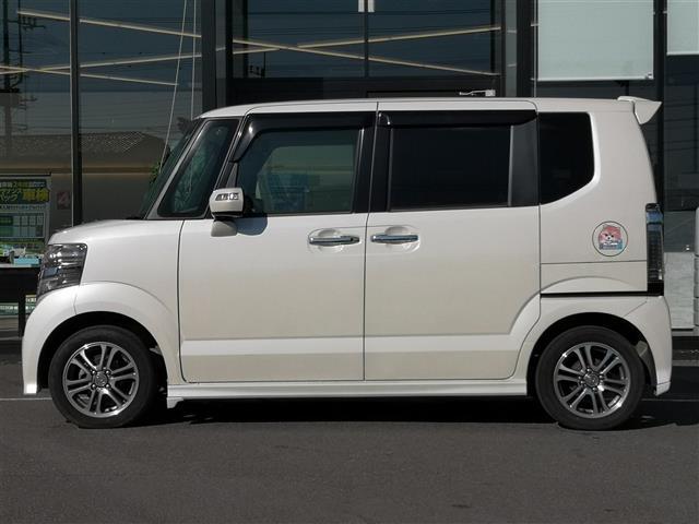 Ｎ－ＢＯＸカスタム Ｇ　ＳＳパッケージ　純正ナビ　ＣＤ　ＤＶＤ　ＡＭ　ＦＭ　ＴＶ　ｉＰｏｄ　ＳＤ　ＵＳＢ　ＢＴ　ＶＴＲ　ＡＵＸ　シートヒーター　両側パワスラ　ＥＴＣ　Ｂカメラ　前方ドラレコ　アイドリングストップ　オートライト　ＬＥＤライト（18枚目）