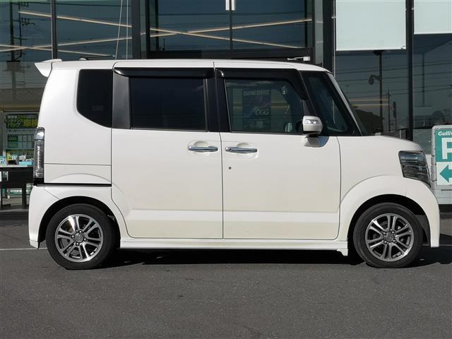 Ｎ－ＢＯＸカスタム Ｇ　ＳＳパッケージ　純正ナビ　ＣＤ　ＤＶＤ　ＡＭ　ＦＭ　ＴＶ　ｉＰｏｄ　ＳＤ　ＵＳＢ　ＢＴ　ＶＴＲ　ＡＵＸ　シートヒーター　両側パワスラ　ＥＴＣ　Ｂカメラ　前方ドラレコ　アイドリングストップ　オートライト　ＬＥＤライト（38枚目）