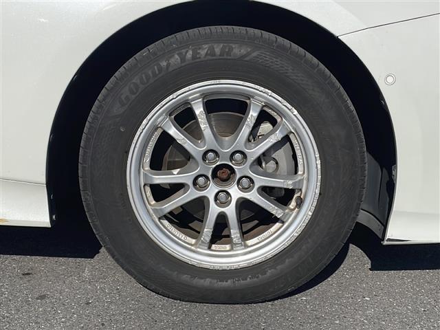 プリウス Ｓセーフティプラス　純正ＳＤナビ（Ｂｌｕｅｔｏｏｔｈ，バックカメラ，フルセグＴＶ，ＣＤ，ＤＶＤ）　横滑り防止装置　クルーズコントロール　コーナーセンサー　レーンキープアシスト　ＬＥＤオートライト　オートマチックハイビーム（41枚目）