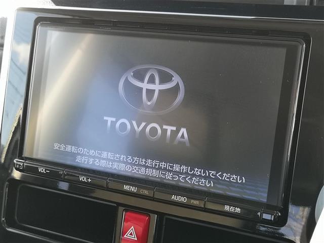 ルーミー カスタムG S 純正ナビ AM FM DISC SD TV BT USB iPod HDMI シートヒーター 両側電動 ETC 全方位カメラ 後方コーナーセンサー アイドリングストップ 横滑り防止装置 衝突被害軽減(3枚目)