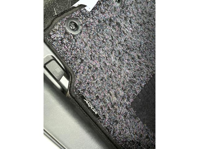 S 純正メモリナビ バックカメラ ビルトインETC スマートキー ステアリングスイッチ オートライト 横滑り防止 新車保証書 取扱説明書 スペアキー(45枚目)