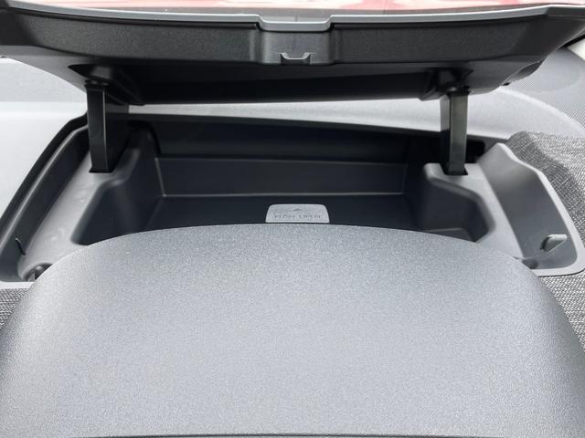ハイブリッドZ 登録済未使用車 純正ディスプレイオーディオ フルセグ トヨタセーフティーセンス ETC2.0 ドラレコ 両側パワースライドドア ブラインドスポットモニター バックカメラ AC100V(41枚目)