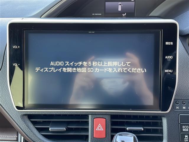 Ｇｉ　プレミアムパッケージ　禁煙車　トヨタセーフティセンス　純正１０型ナビＴＶ　バックカメラ　両側電動スライドドア　クルーズコントロール　オートマチックハイビーム　レーンキープアシスト　ハーフレザーシート　シートヒーター　ＥＴＣ(3枚目)