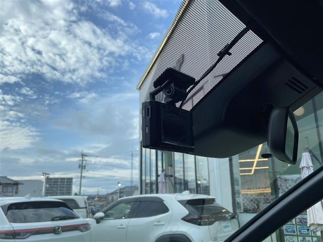 ノア Ｓ－Ｇ　純正１０．５型ディスプレイオーディオナビ　バックカメラ　両側電動スライドドア　アダプティブクルーズコントロール　レーンキープアシスト　オートマチックハイビーム　ＥＴＣ（14枚目）