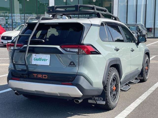 ＲＡＶ４ アドベンチャー　純正ディスプレイオーディオ／全方位カメラ／合皮レザーシート／パワーシート／シートヒーター／エアーシート／衝突軽減／レーダークルーズ／ドラレコ前後／ハンドルヒーター／キャリアー／ＴＲＤ／社外ライト付き（10枚目）