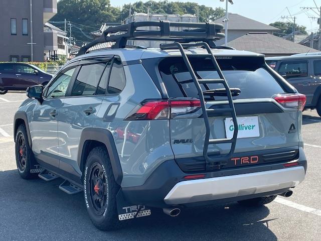 ＲＡＶ４ アドベンチャー　純正ディスプレイオーディオ／全方位カメラ／合皮レザーシート／パワーシート／シートヒーター／エアーシート／衝突軽減／レーダークルーズ／ドラレコ前後／ハンドルヒーター／キャリアー／ＴＲＤ／社外ライト付き（11枚目）