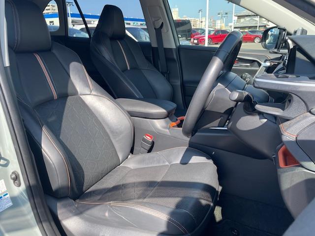 ＲＡＶ４ アドベンチャー　純正ディスプレイオーディオ／全方位カメラ／合皮レザーシート／パワーシート／シートヒーター／エアーシート／衝突軽減／レーダークルーズ／ドラレコ前後／ハンドルヒーター／キャリアー／ＴＲＤ／社外ライト付き（14枚目）