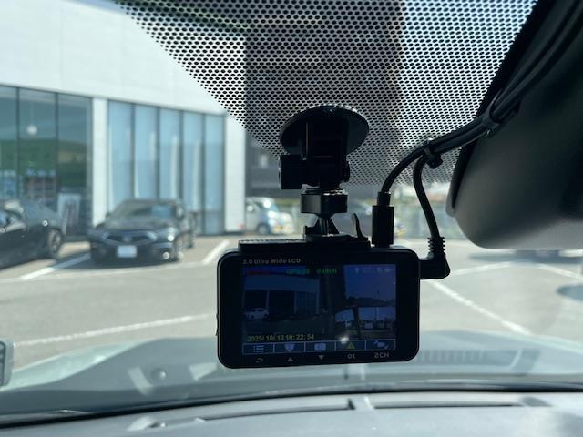 ＲＡＶ４ アドベンチャー　純正ディスプレイオーディオ／全方位カメラ／合皮レザーシート／パワーシート／シートヒーター／エアーシート／衝突軽減／レーダークルーズ／ドラレコ前後／ハンドルヒーター／キャリアー／ＴＲＤ／社外ライト付き（30枚目）