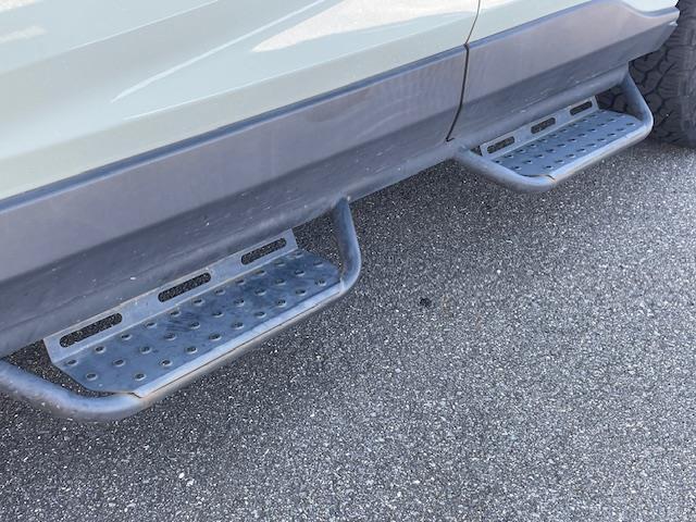 ＲＡＶ４ アドベンチャー　純正ディスプレイオーディオ／全方位カメラ／合皮レザーシート／パワーシート／シートヒーター／エアーシート／衝突軽減／レーダークルーズ／ドラレコ前後／ハンドルヒーター／キャリアー／ＴＲＤ／社外ライト付き（34枚目）