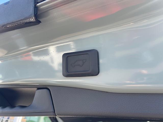 ＲＡＶ４ アドベンチャー　純正ディスプレイオーディオ／全方位カメラ／合皮レザーシート／パワーシート／シートヒーター／エアーシート／衝突軽減／レーダークルーズ／ドラレコ前後／ハンドルヒーター／キャリアー／ＴＲＤ／社外ライト付き（39枚目）