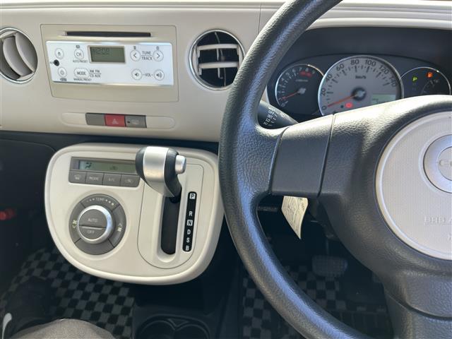 ミラココア ココアX 純正オーディオ/パワステ/パワーウィンドウ/ETC/SRSダブルエアバッグ/ABS/エコアイドルシステム/手動光軸調整ダイヤル/ISOFIX(12枚目)