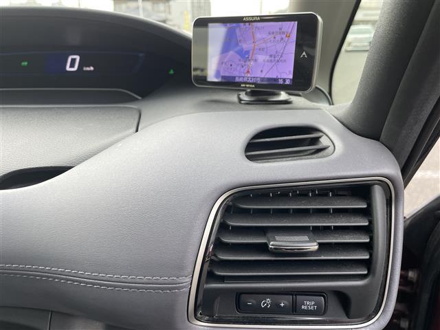 セレナ e-パワー ハイウェイスターV ワンオーナー パナソニック10インチナビ フリップダウンモニター アラウンドビューモニター 前席シートヒーター ステアリングヒーター エマージェンシーブレーキ レーンキープアシスト BSM(11枚目)