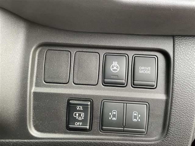 セレナ e-パワー ハイウェイスターV ワンオーナー パナソニック10インチナビ フリップダウンモニター アラウンドビューモニター 前席シートヒーター ステアリングヒーター エマージェンシーブレーキ レーンキープアシスト BSM(16枚目)