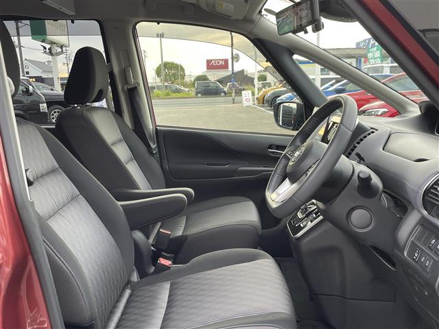 セレナ e-パワー ハイウェイスターV ワンオーナー パナソニック10インチナビ フリップダウンモニター アラウンドビューモニター 前席シートヒーター ステアリングヒーター エマージェンシーブレーキ レーンキープアシスト BSM(18枚目)