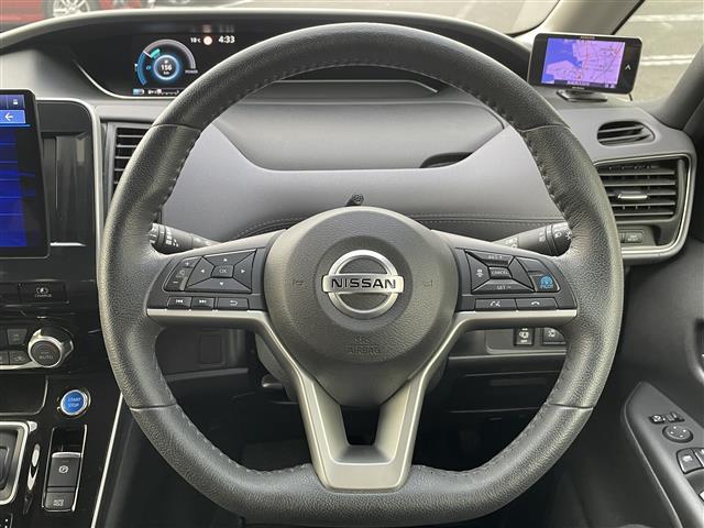 セレナ e-パワー ハイウェイスターV ワンオーナー パナソニック10インチナビ フリップダウンモニター アラウンドビューモニター 前席シートヒーター ステアリングヒーター エマージェンシーブレーキ レーンキープアシスト BSM(37枚目)