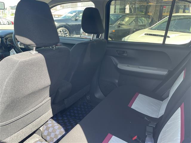 パッソ モーダ S ワンオーナー トヨタセーフティセンス 社外メモリナビ バックカメラ オートライト LEDヘッドライト アイドリングストップ ETC ステアリングスイッチ スマートキー スペアキー(10枚目)