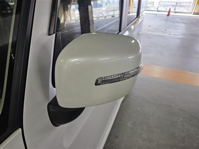 スペーシアカスタム ハイブリッドXS ストラーダナビ フルセグ 両側パワースライドドア バックカメラ ビルトインETC ドラレコ クルコン セーフティサポート LEDヘッドランプ 革巻きステアリング シートヒーター パーソナルテーブル(31枚目)