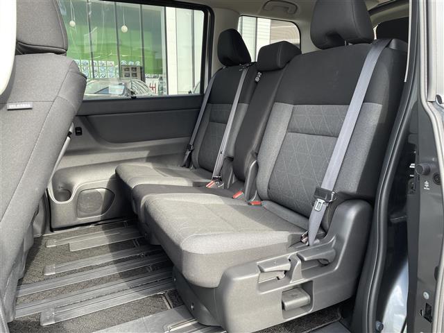 セレナ XV 純正9型ナビ プロパイロット バックカメラ ETC 両側パワースライドドア エマージェンシーブレーキ ブラインドスポットモニター レーンキープアシスト クリアランスソナー オートハイビーム スペアキー(21枚目)