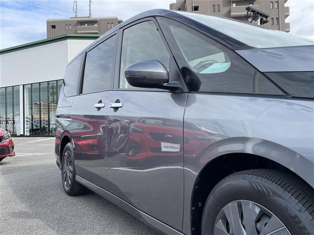 セレナ XV 純正9型ナビ プロパイロット バックカメラ ETC 両側パワースライドドア エマージェンシーブレーキ ブラインドスポットモニター レーンキープアシスト クリアランスソナー オートハイビーム スペアキー(27枚目)